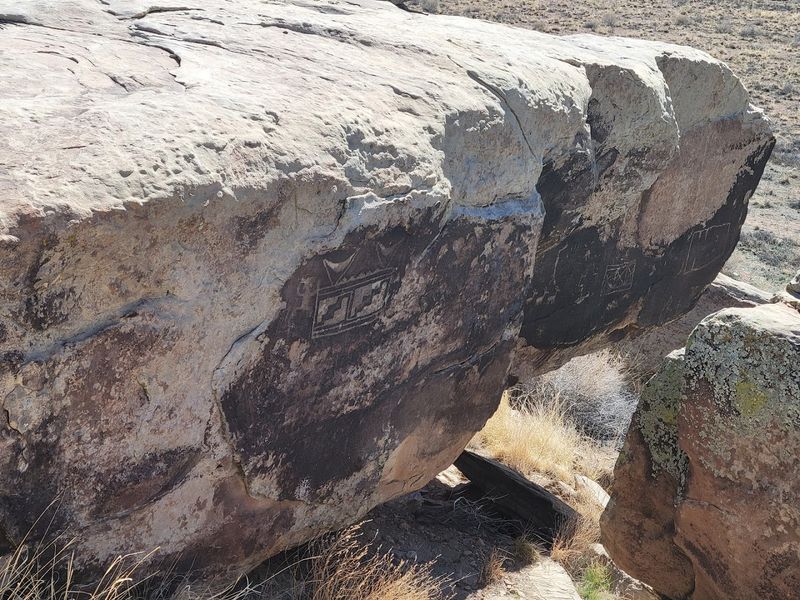 Newspaper Rock Petroglyphs Nearby