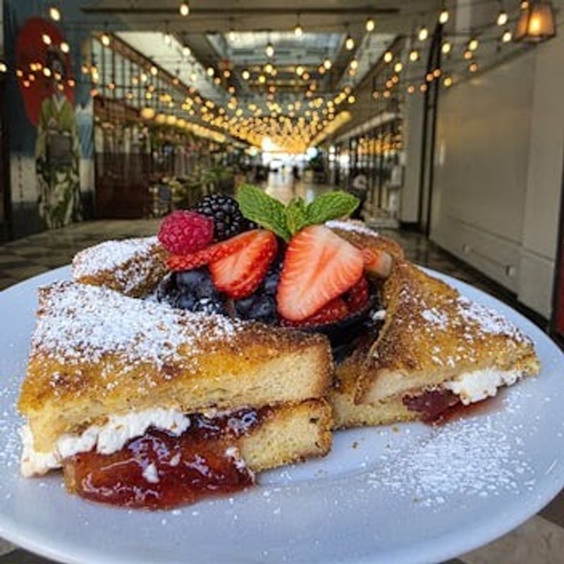 Blu Jam Cafe - Los Angeles, California