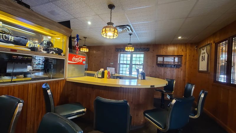 Solly's Grille - Glendale, Wisconsin