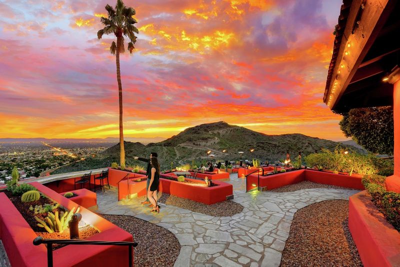 10 Arizona patio restaurants that feel made for spring sunsets 3 Different Pointe of View - Phoenix, Arizona