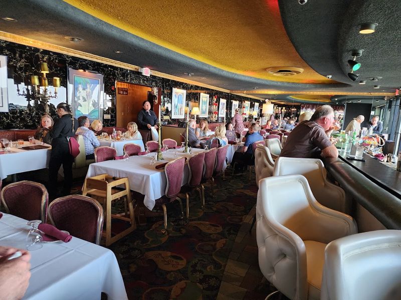 HOBNOB Restaurant - Racine, Wisconsin