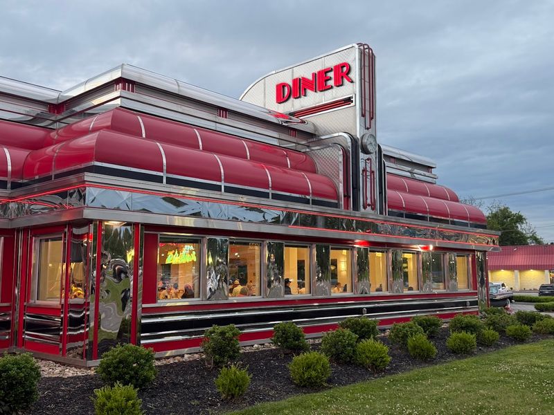 Sunliner Diner - Pigeon Forge, Tennessee