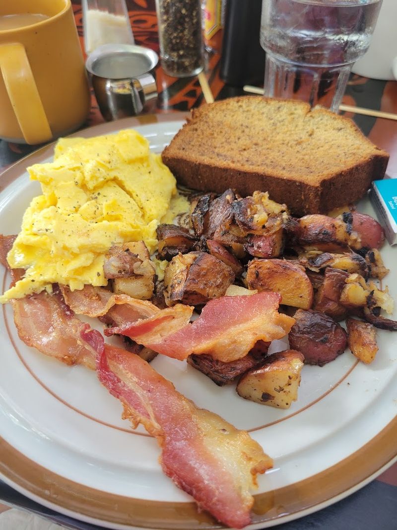 Breakfast That Draws Lines Around the Block