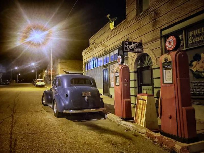This Arizona Ghost Town Is Filled With Hundreds of Well-Preserved Vintage Cars 7 Photography Opportunities That Draw Visitors From Everywhere