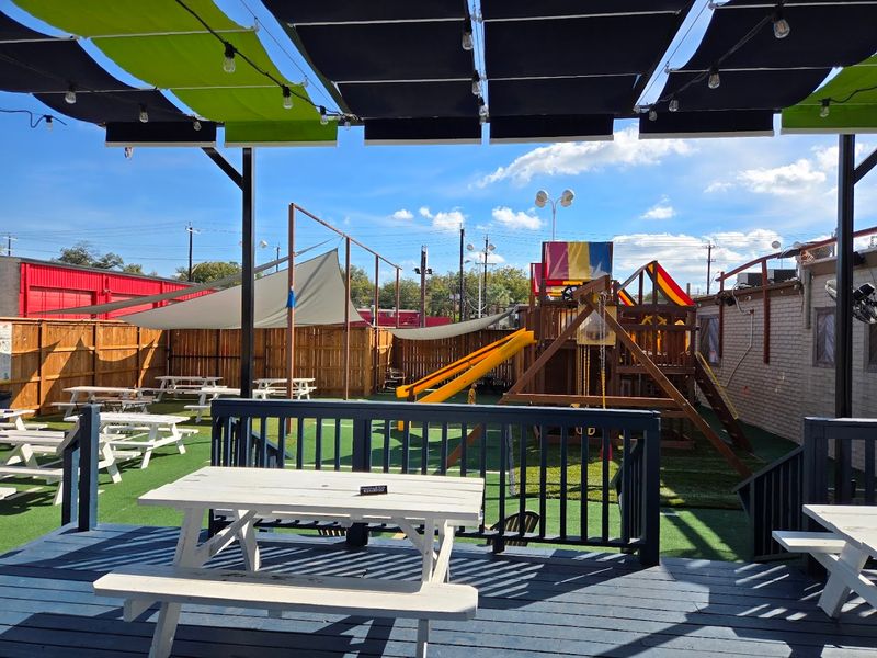 Backyard on Broadway - San Antonio, Texas