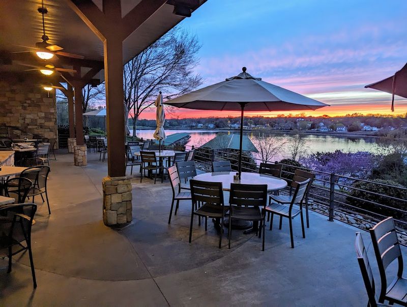 Lakeside Tavern - Knoxville, Tennessee