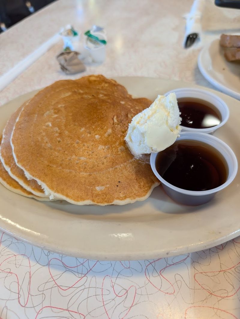 This No-Frills Arizona Diner Is Winning Locals Over With Its Homestyle Breakfast 3 Fluffy Pancakes That Locals Cannot Stop Talking About