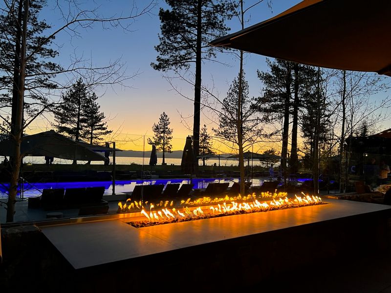 Edge Restaurant & Lounge - Stateline, Nevada