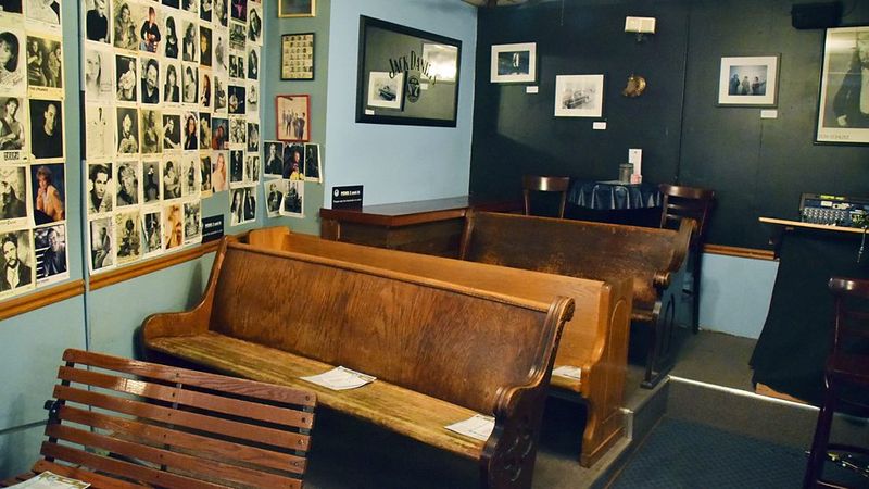 Seating Arrangements: Cozy, Quirky, and Worth It