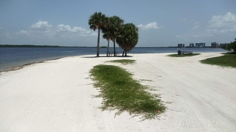 This 12-Mile Scenic Drive in Florida Is an Experience You Shouldn't Miss 3 Island Park Beaches Along the Causeway