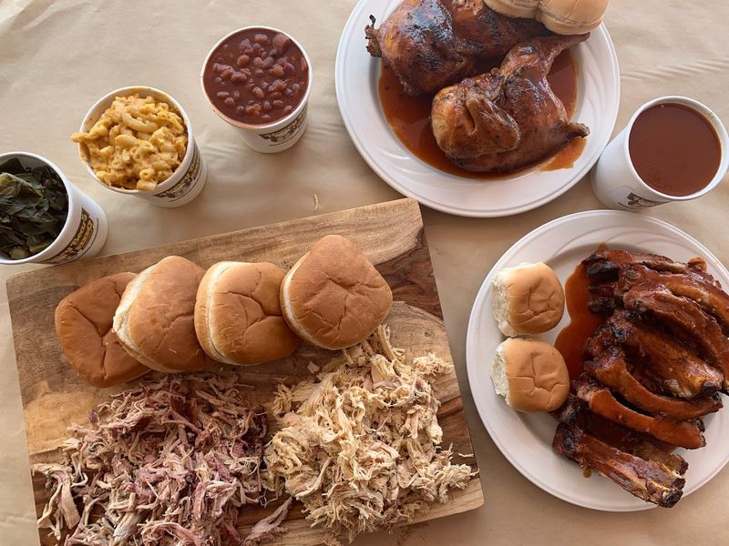 11 Arizona Fried Chicken Stops That Deserve More Local Love 12 Honey Bear's BBQ - Phoenix, Arizona