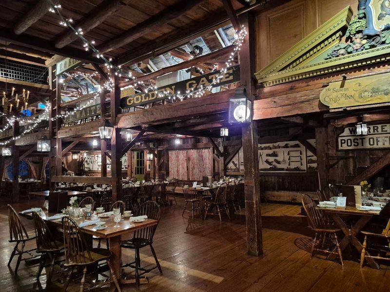 Salem Cross Inn - West Brookfield, Massachusetts