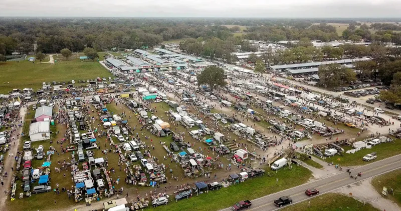 A Massive 35-Acre Playground for Bargain Hunters