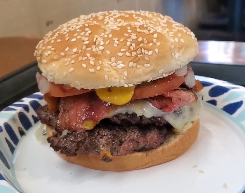 The Legendary Bacon Cheeseburger at The Chuckbox