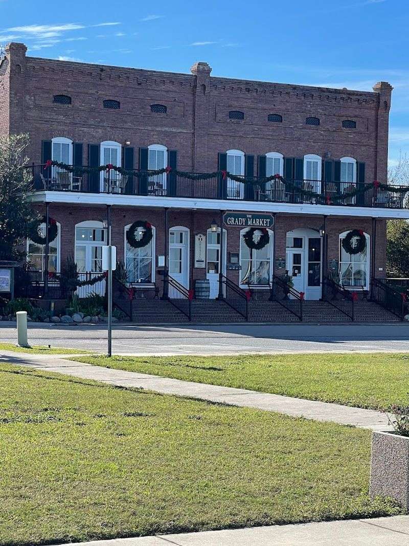 This Florida beach town has the kind of charm people wish the rest of the country still had 2 The Historic Downtown That Feels Frozen in Time