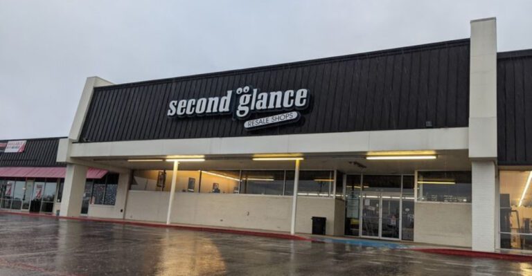 This Huge Texas Secondhand Store Is a Paradise for Bargain Hunters
