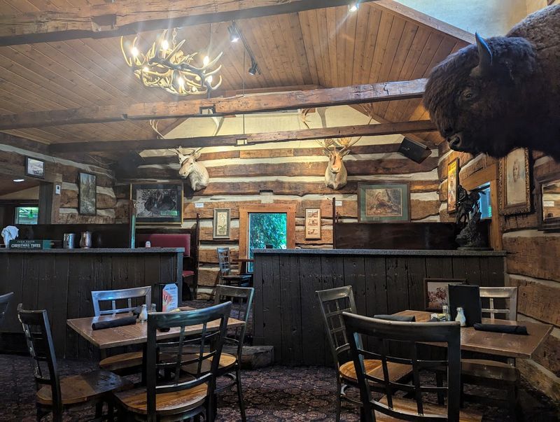 Log Cabin Inn - Harmony, Pennsylvania