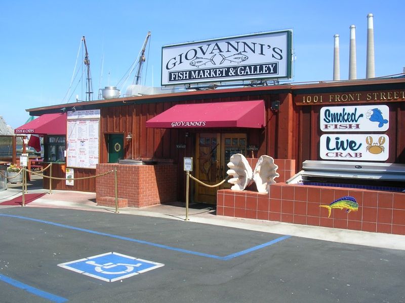 12 Small California Seafood Shacks That Are Totally Worth the Trip 13 Giovanni's Fish Market And Galley - Morro Bay, California
