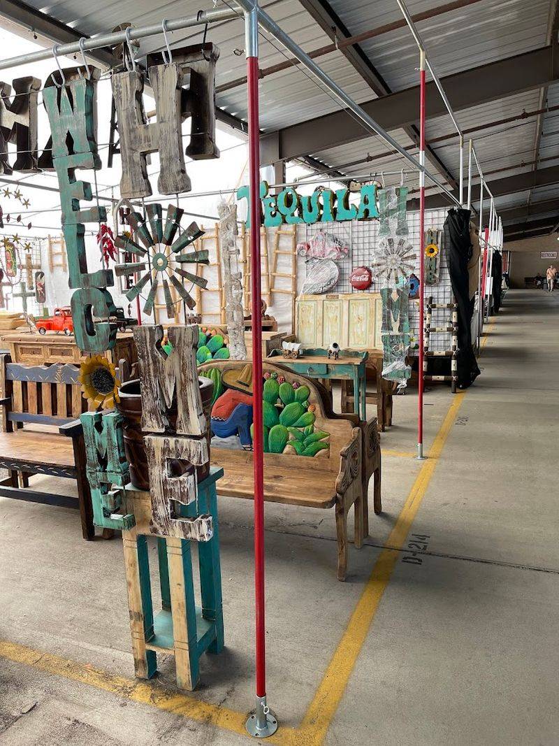 Unique Antiques, Vintage Finds, and Collectibles