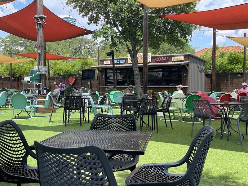 Kirby Ice House - Houston, Texas