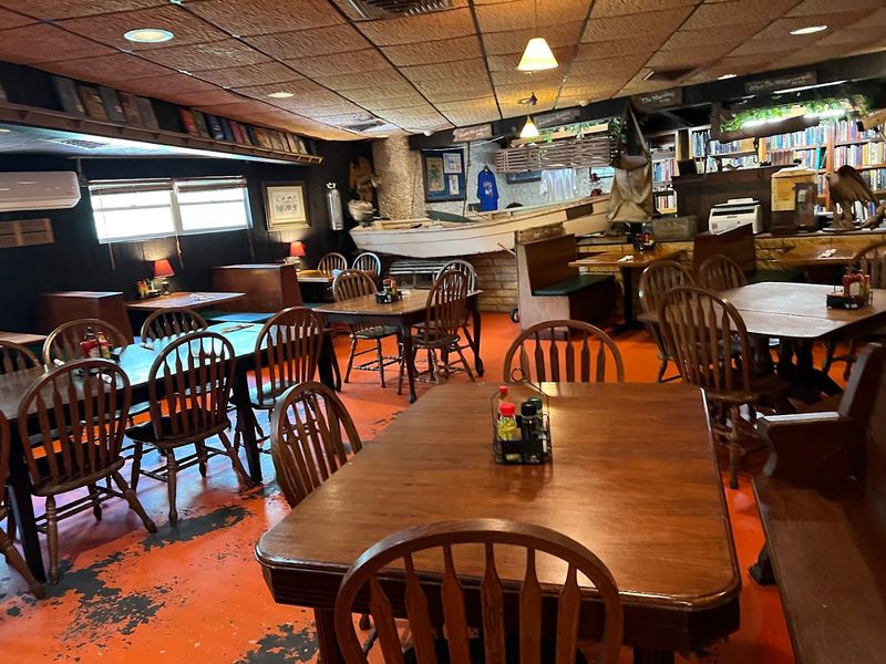 This old-school Florida eatery still does everything the way locals remember 10 Live Music That Brings the Room Alive