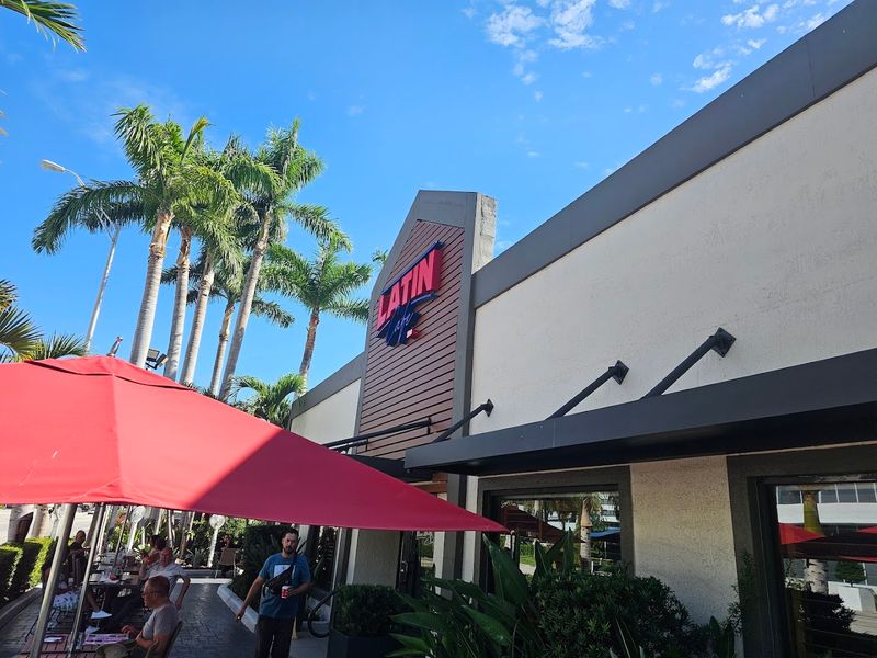 Latin Cafe 2000 - Miami, Florida