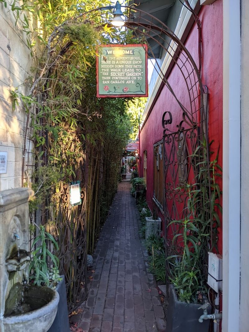 Wine Tasting Rooms That Make Afternoons Disappear