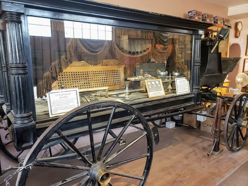 This Historic Arizona Town Looks Straight Out of a Western Film 9 Doc Holliday's Dentist Office