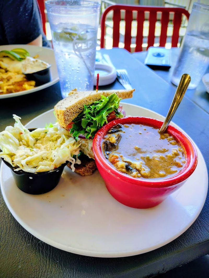 Chompie's Restaurant, Deli, and Bakery - Phoenix, Arizona