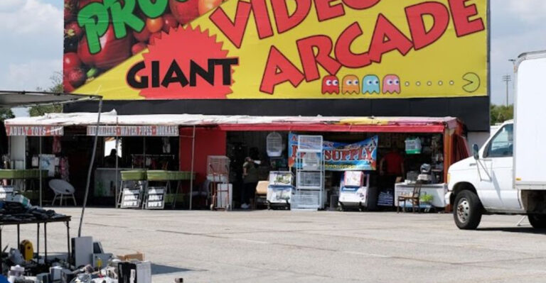 14 huge flea markets in Florida filled with endless treasures