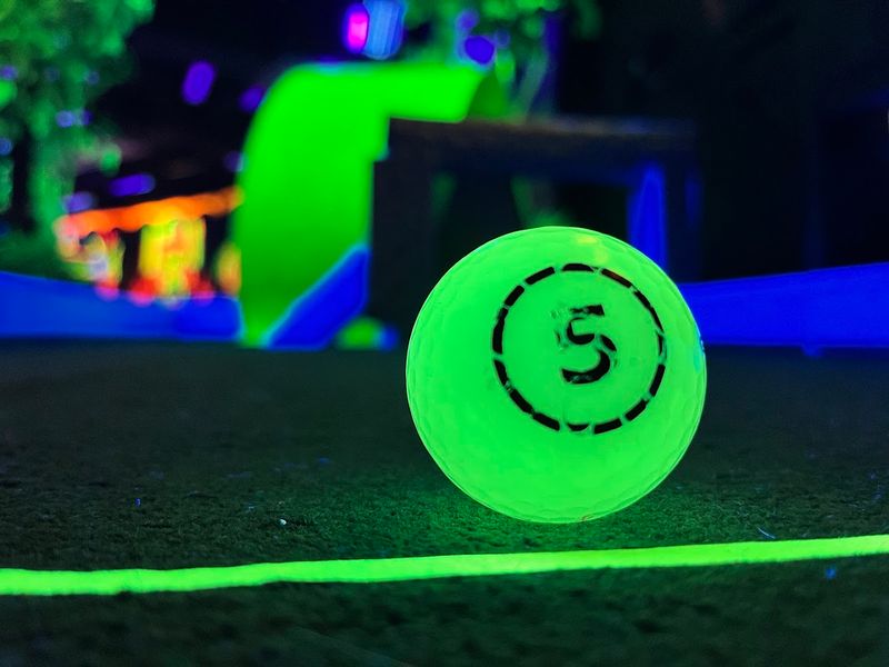 Glowing Golf Balls That Recharge Under UV Light
