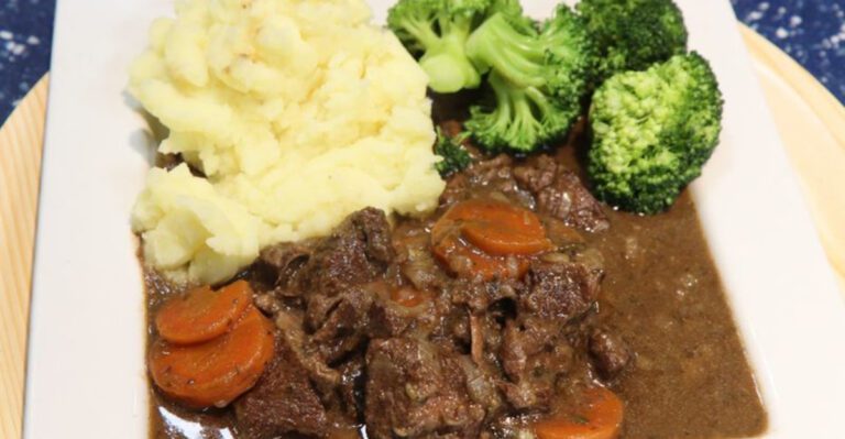 22 Foods That Many People Keep Eating – No Matter What Trends Say