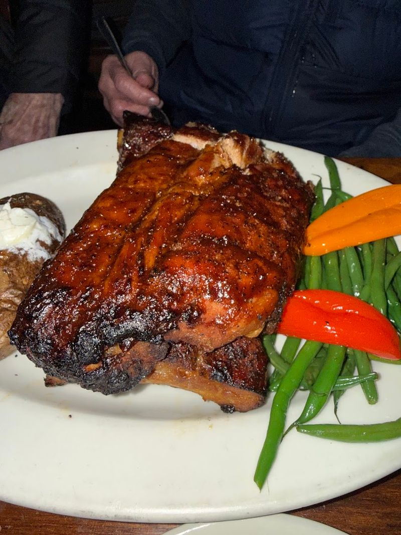 Rack of Pork Ribs That Shocks With Its Size