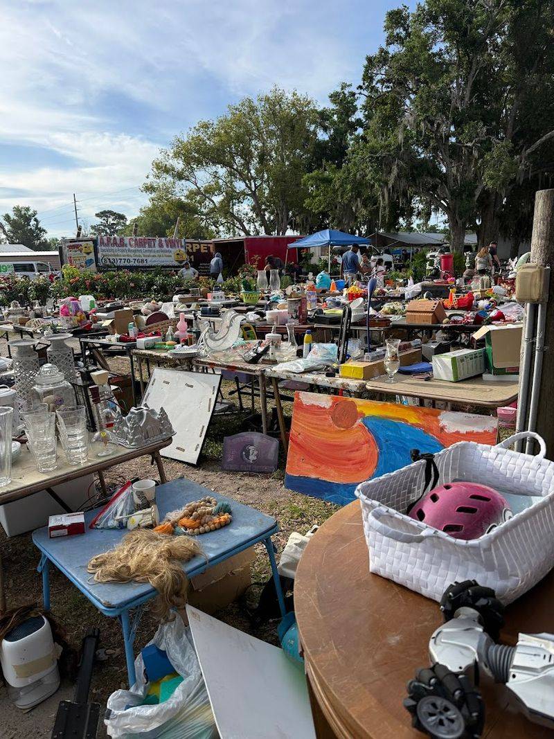 Weekend Hours Perfect for Family Outings