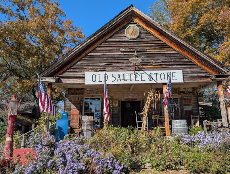 The Sandwich Shop Next Door Is a Hidden Gem