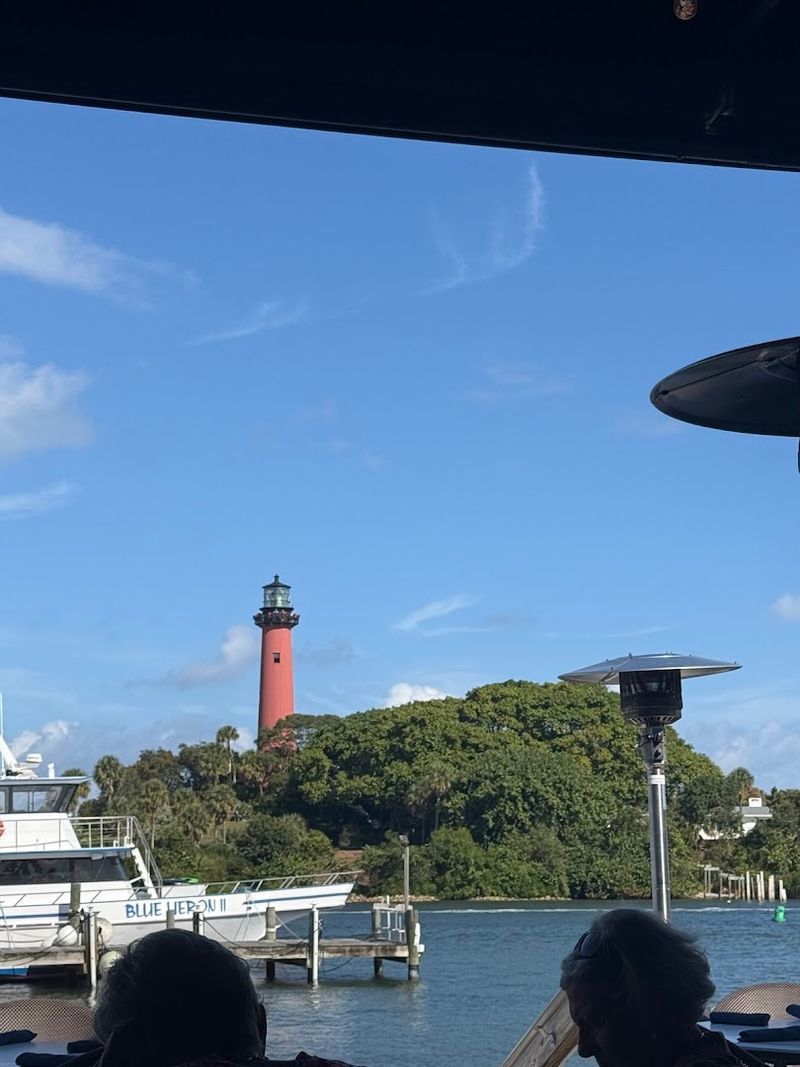 The Top Deck Experience — Dining With a Bird's-Eye View