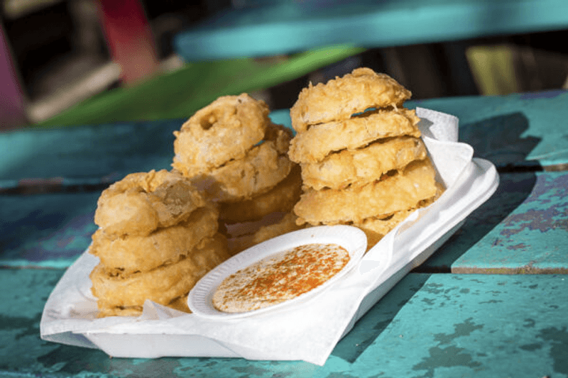 People Drive For Hours To Try The Key Lime Pies At This Simple Florida Restaurant 11 Onion Rings That Get Their Own Standing Ovation