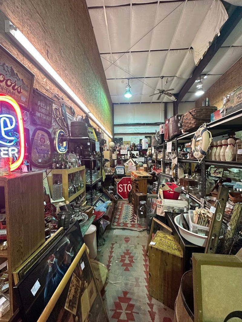 Incredible Variety of Antiques and Collectibles