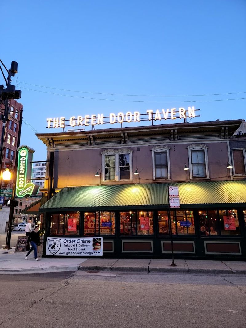 Location That Puts You in the Heart of River North