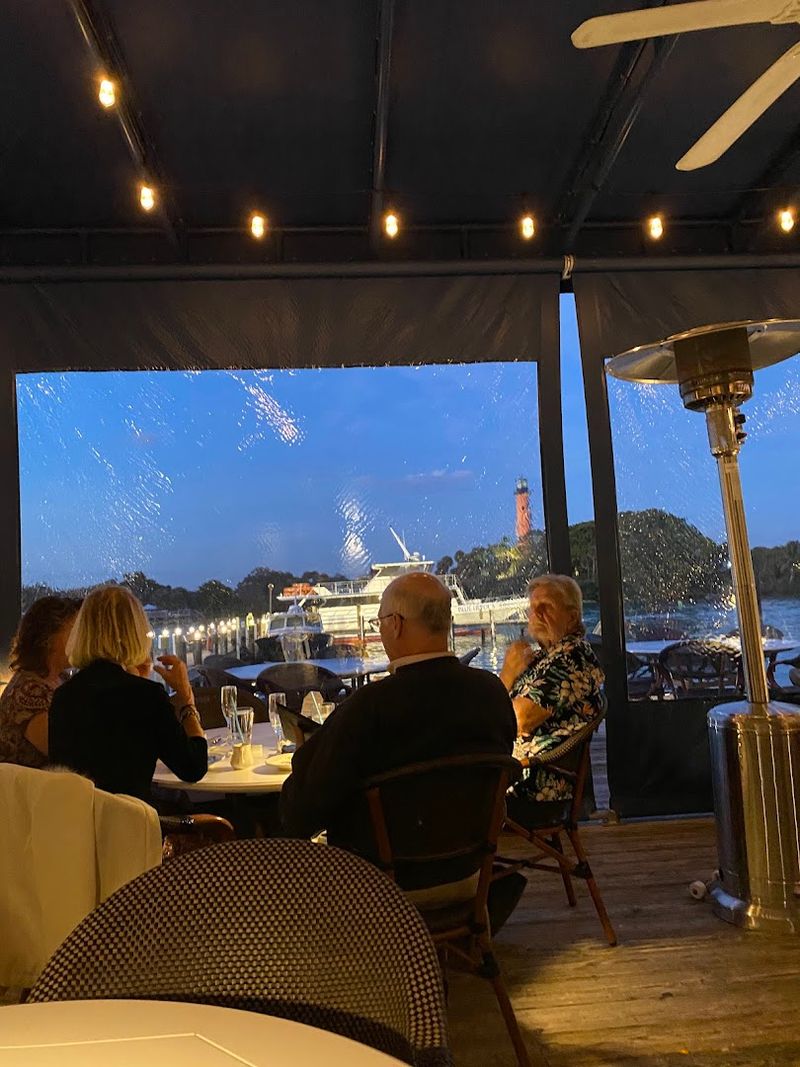 Exceptional Servers Who Make the Night Memorable