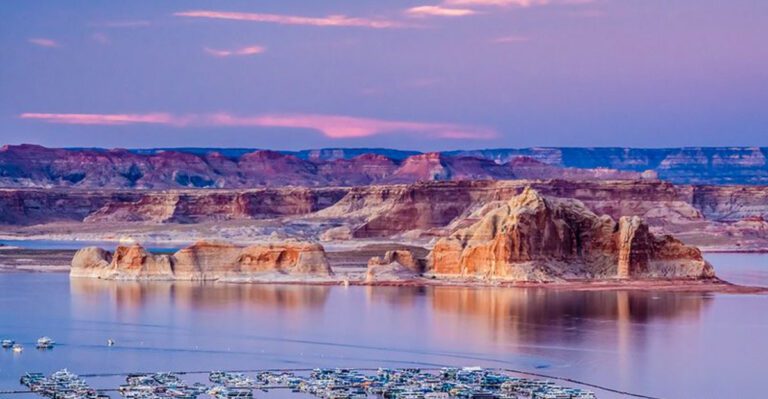A breathtaking Arizona overlook that looks almost unreal