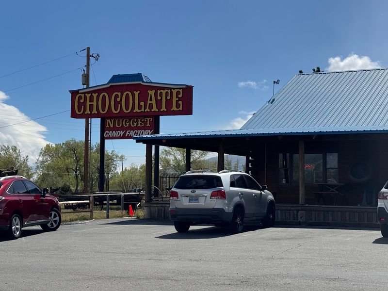 A delightful Nevada candy shop that brings childhood dreams to life 2 A Rich History Rooted in Family Tradition