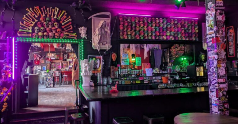 A horror-themed bar in Colorado that many people don’t know about