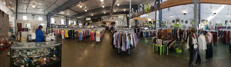 The Store's Impressive Size and Layout