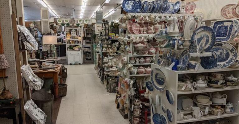 A huge antique store in Georgia that could take all day to see