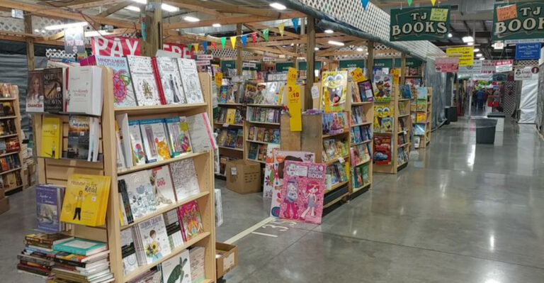 A huge flea market in Tennessee you could spend all day browsing