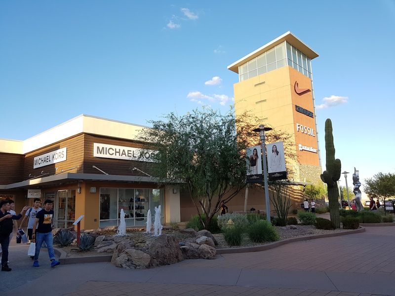 The Sheer Size of the Mall Will Surprise You