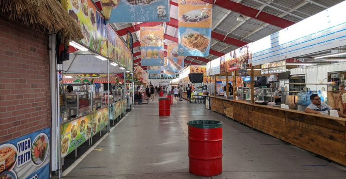 A massive flea market in Nevada thats hard to believe