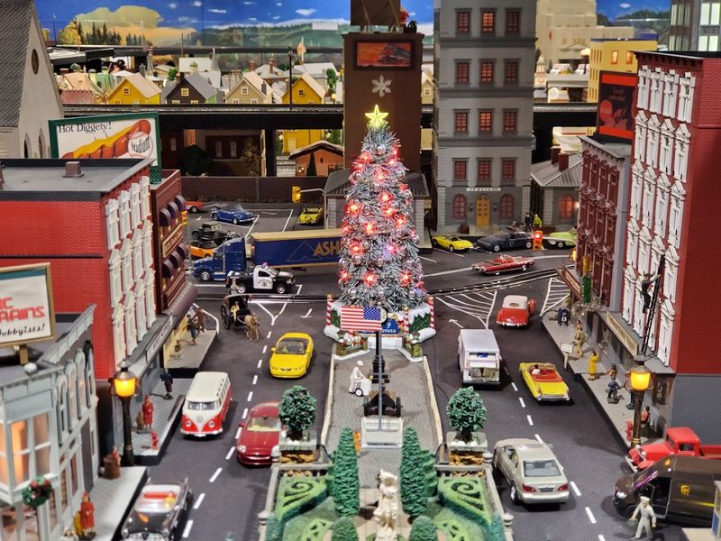 Seasonal Displays and Holiday Magic Keep Things Fresh