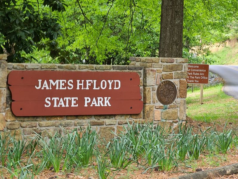A Visitors Center Stocked With Souvenirs and Snacks
